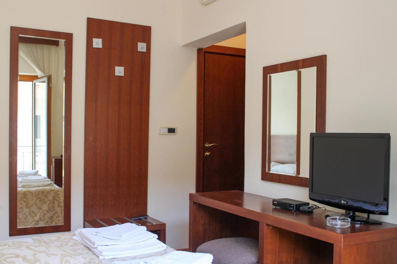 Apartments Mun Petrovac Екстер'єр фото